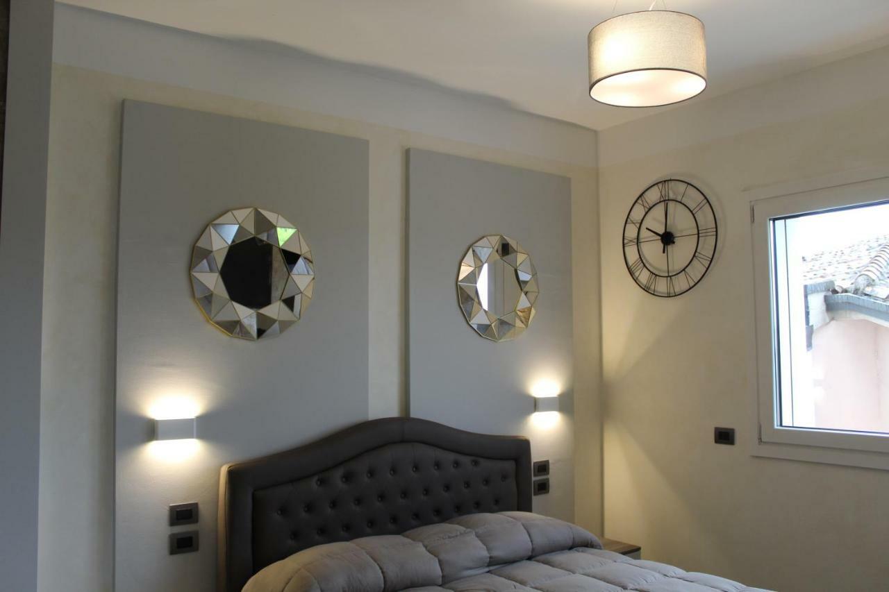 Villa Martina Luxury Rooms Desenzano del Garda Eksteriør billede