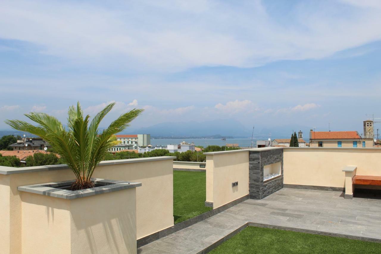 Villa Martina Luxury Rooms Desenzano del Garda Eksteriør billede